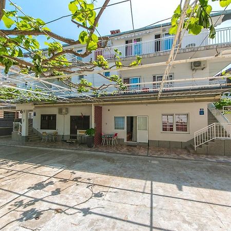 Apartments By The Sea Podaca, Makarska - 4734 מראה חיצוני תמונה