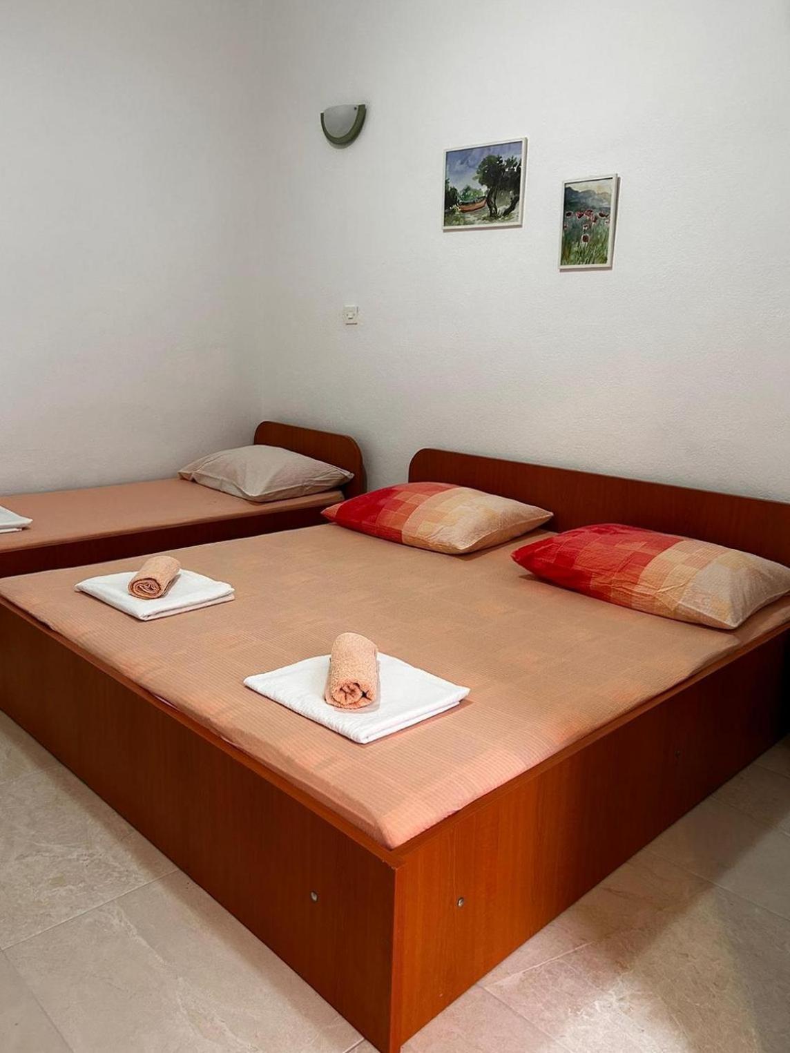 Apartments By The Sea Podaca, Makarska - 4734 מראה חיצוני תמונה